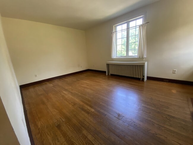Building Photo - 20 Safe Harbor Village