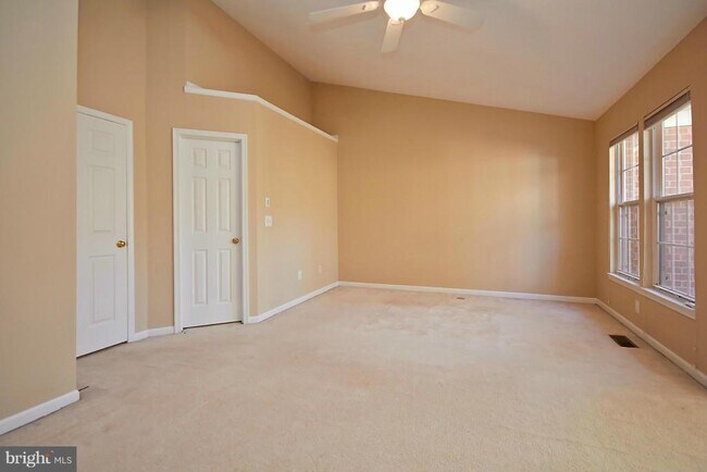 Building Photo - 1426 Park Garden Ln
