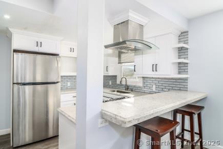 Building Photo - 15 Minerva St