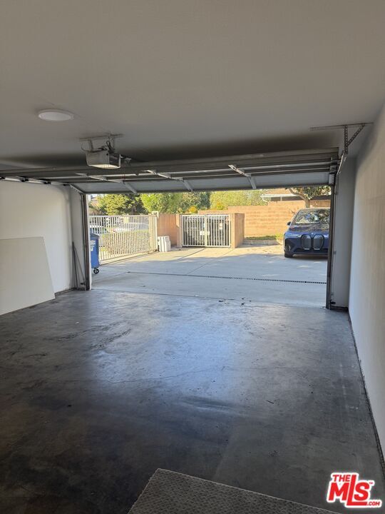 Building Photo - 7639 Kester Ave