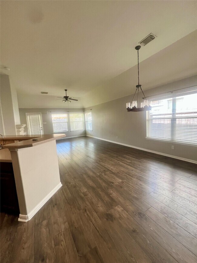 Building Photo - 8318 Sierra Dawn Dr