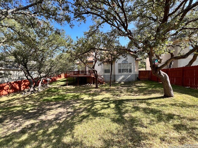 Building Photo - 4 Bedroom/3.5 bath The Vineyard Subdivision