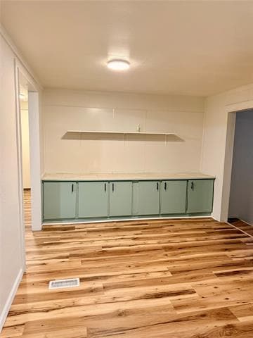 Building Photo - 923 Guadalupe River Dr