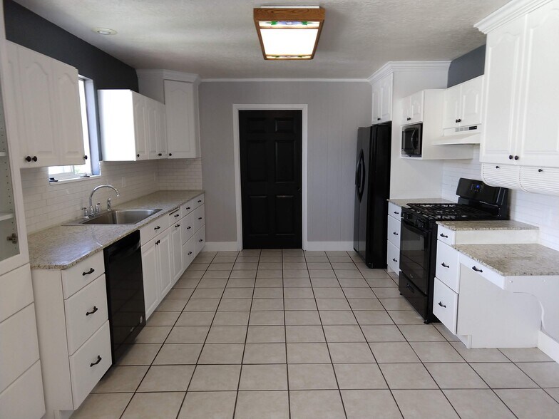 Building Photo - 14659 S 1690 W