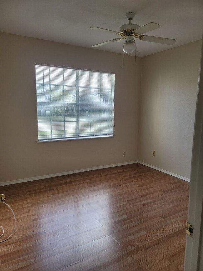 Building Photo - The Preserve at Temple Terrace