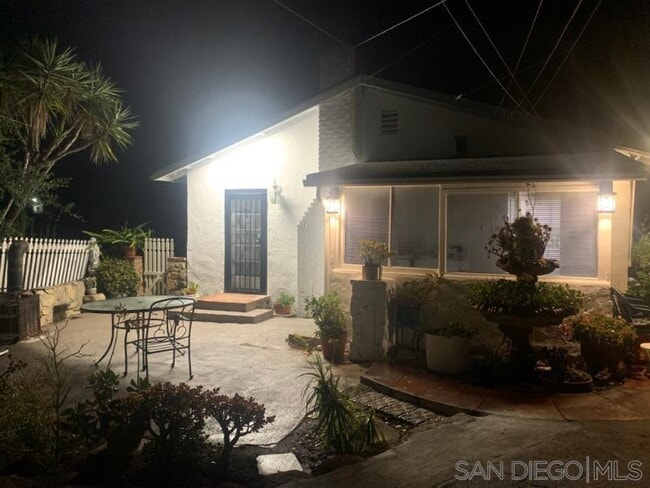 Building Photo - 1401 Monte Vista Dr