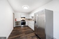 Building Photo - 58 E 4th St