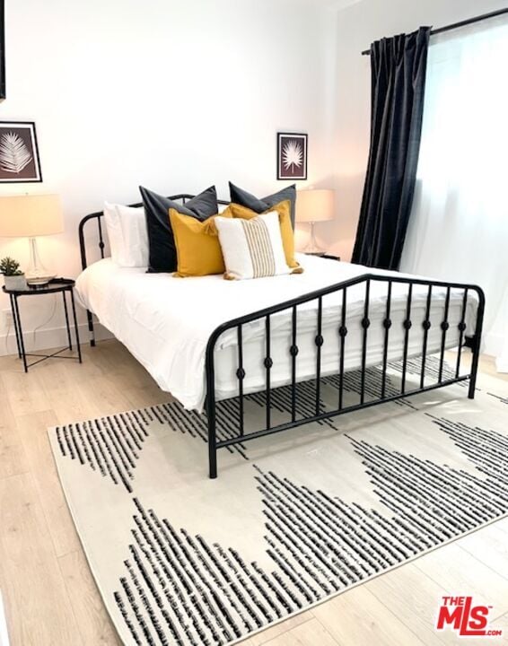 Building Photo - 5630 Vantage Ave