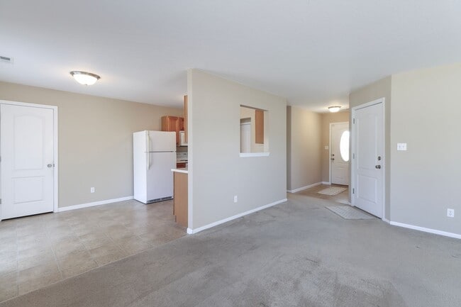 Building Photo - 3-Bedroom Ranch Home on Quiet Cul-de-Sac