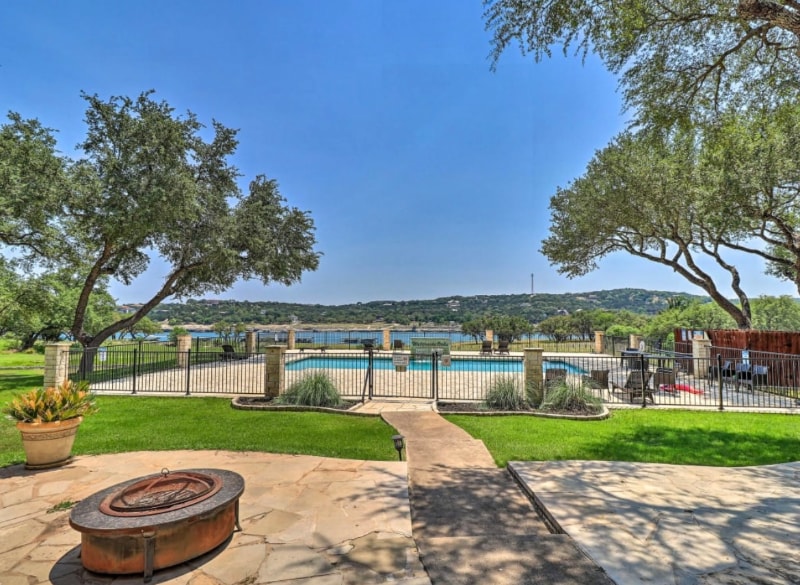 Building Photo - 20986 Waterside Dr