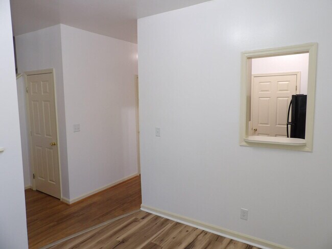 Building Photo - 144 Tupelo Trail