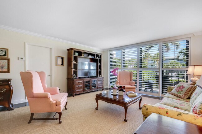 Building Photo - 3800 Washington Rd