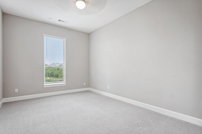 Building Photo - 1244 Huffines Blvd