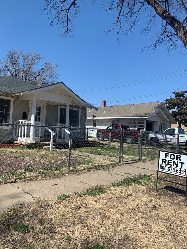 Primary Photo - 802 S Fairmont St