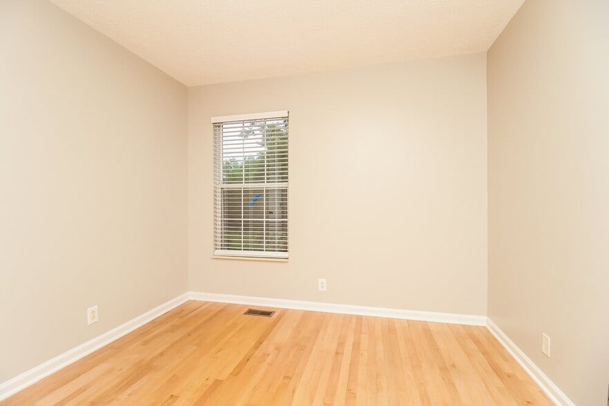 Building Photo - 3112 Chambley Ct