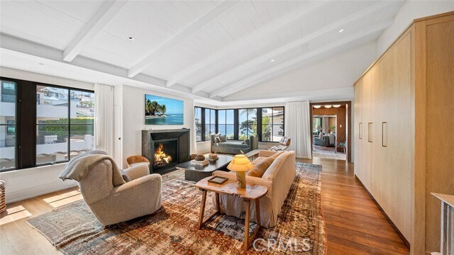 Building Photo - 27 Emerald Bay