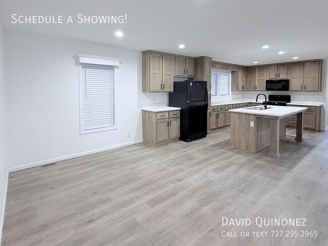 Building Photo - 6198 West Adams-