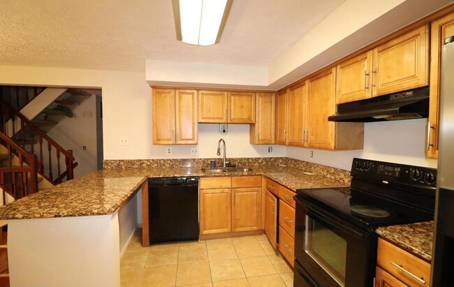 Building Photo - 14136 Honey Hill Ct