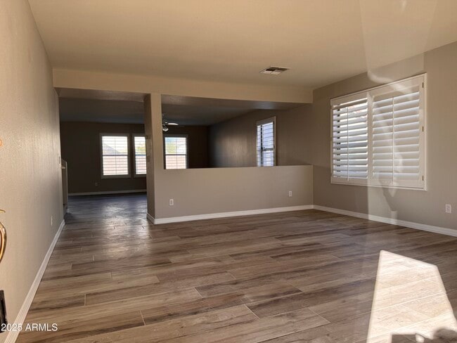 Building Photo - 2719 S Sailors Way