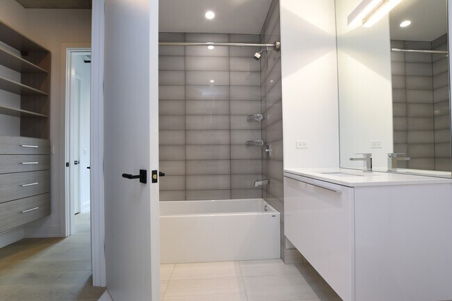 Building Photo - 111 S Peoria St