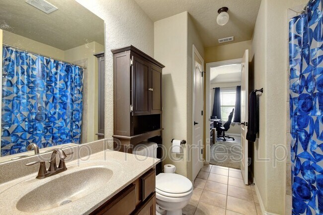 Building Photo - 1435 Sparrow Song