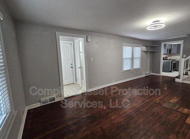 Building Photo - 7209 Catherine St