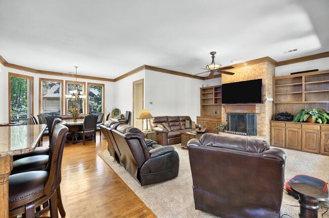 Building Photo - 4012 Brooks Ct