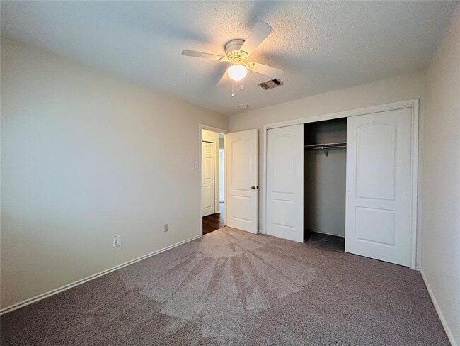 Building Photo - 3639 Bass Loop