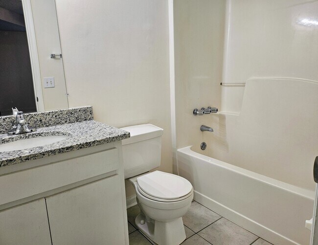 Building Photo - 1151 Hunter Trail