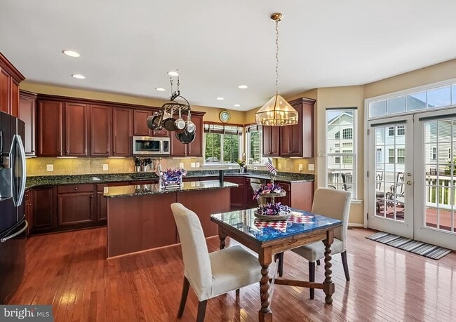 Building Photo - 14532 Jansbury St