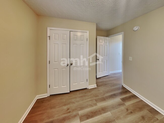 Building Photo - 4090 Morton Ln