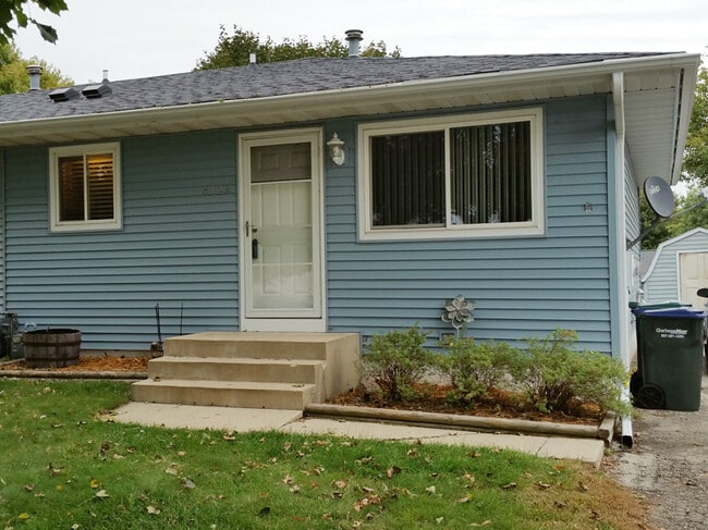 Primary Photo - 4526 22nd Ave NW