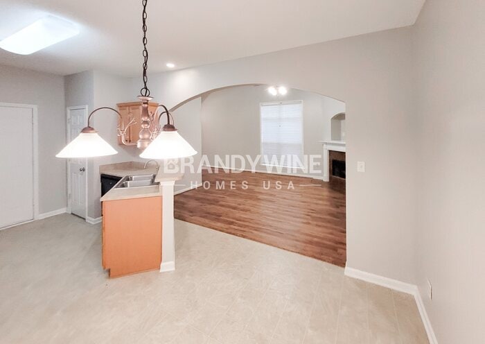 Building Photo - 2672 Bending Elm Dr