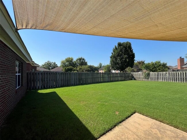 Building Photo - 9679 Greythorne Way