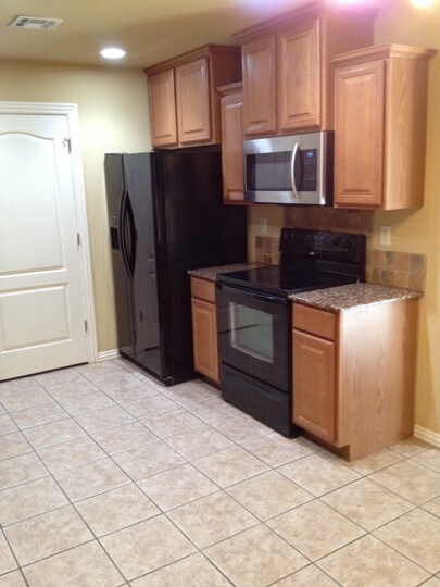 Building Photo - 3921 W Tanyard Dr