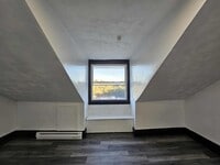 Building Photo - Beautiful 4 Bed, 1 Bath Home for Rent- Spa...