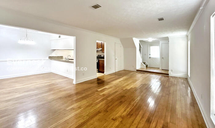 Building Photo - 6387 E Windsor Ln