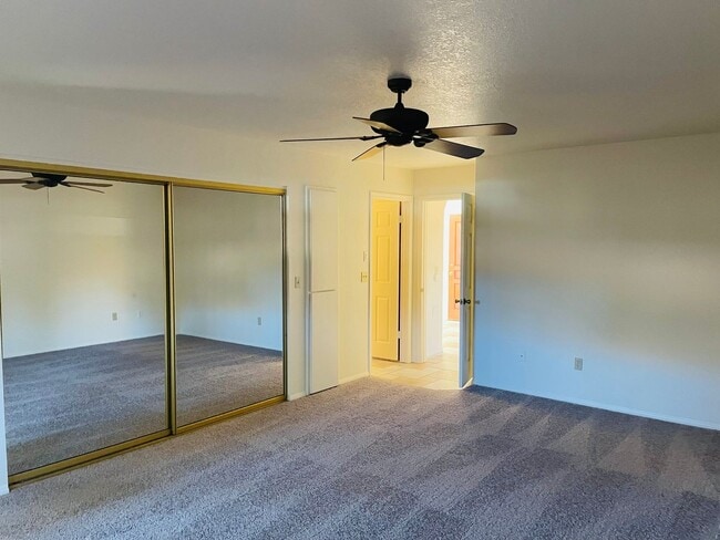 Building Photo - 155 Canyon Diablo Rd