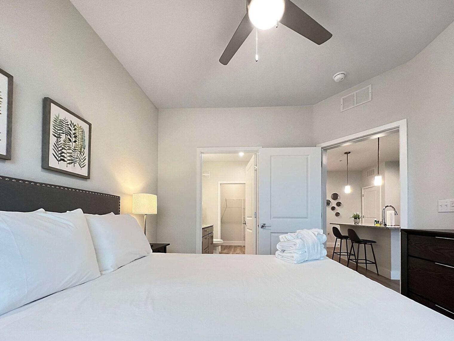 Building Photo - 8985 Bertha Palmer Blvd