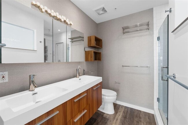 Building Photo - 3470 E Coast Ave