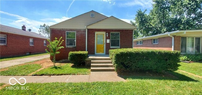 Primary Photo - 4136 E Pleasant Run Parkway North Dr