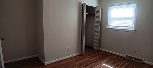 Building Photo - Christiansburg, 3 BR / 2.5 BA, Available Now