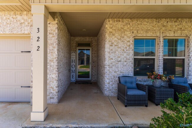 Building Photo - 322 Jackson Pt Cir