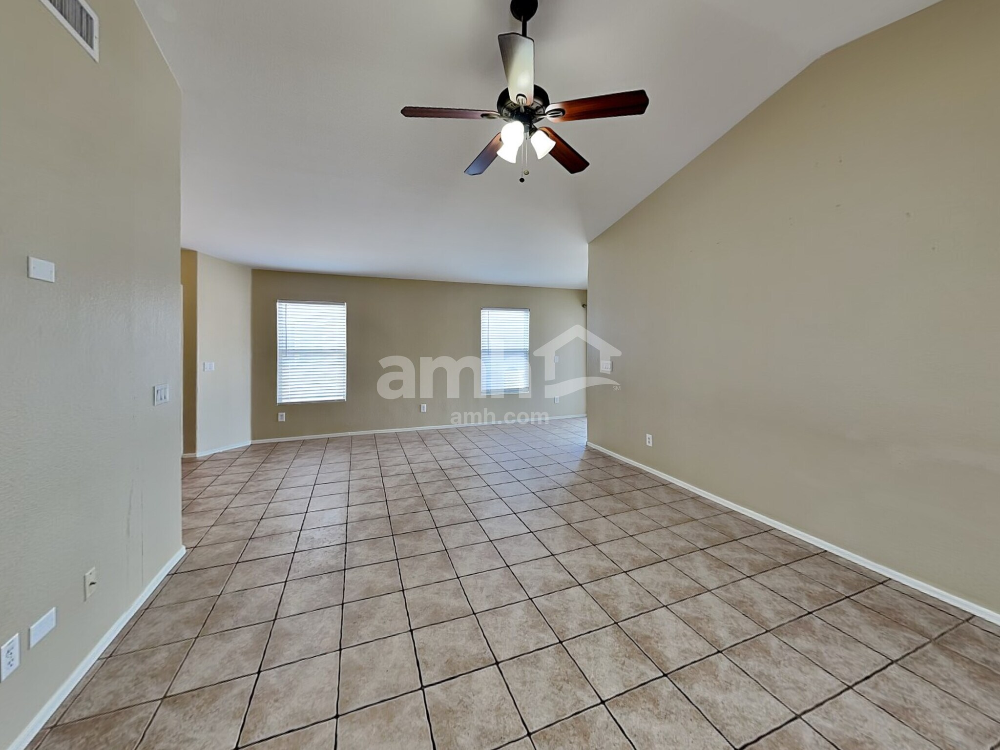Building Photo - 18078 N 113th Ave