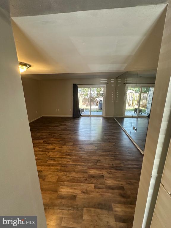 Building Photo - 8452 Sandstone Way