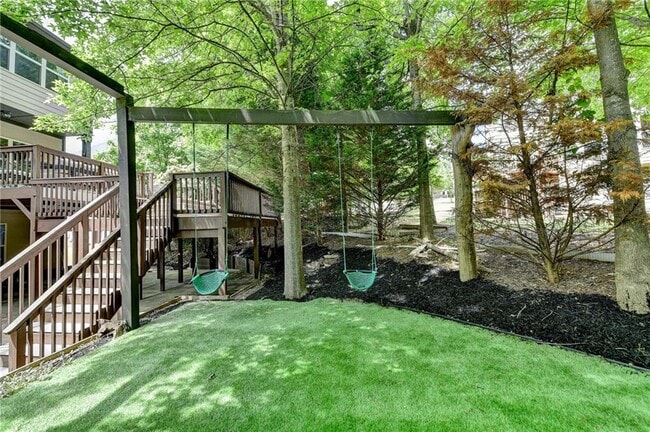 Building Photo - 11034 Estates Cir