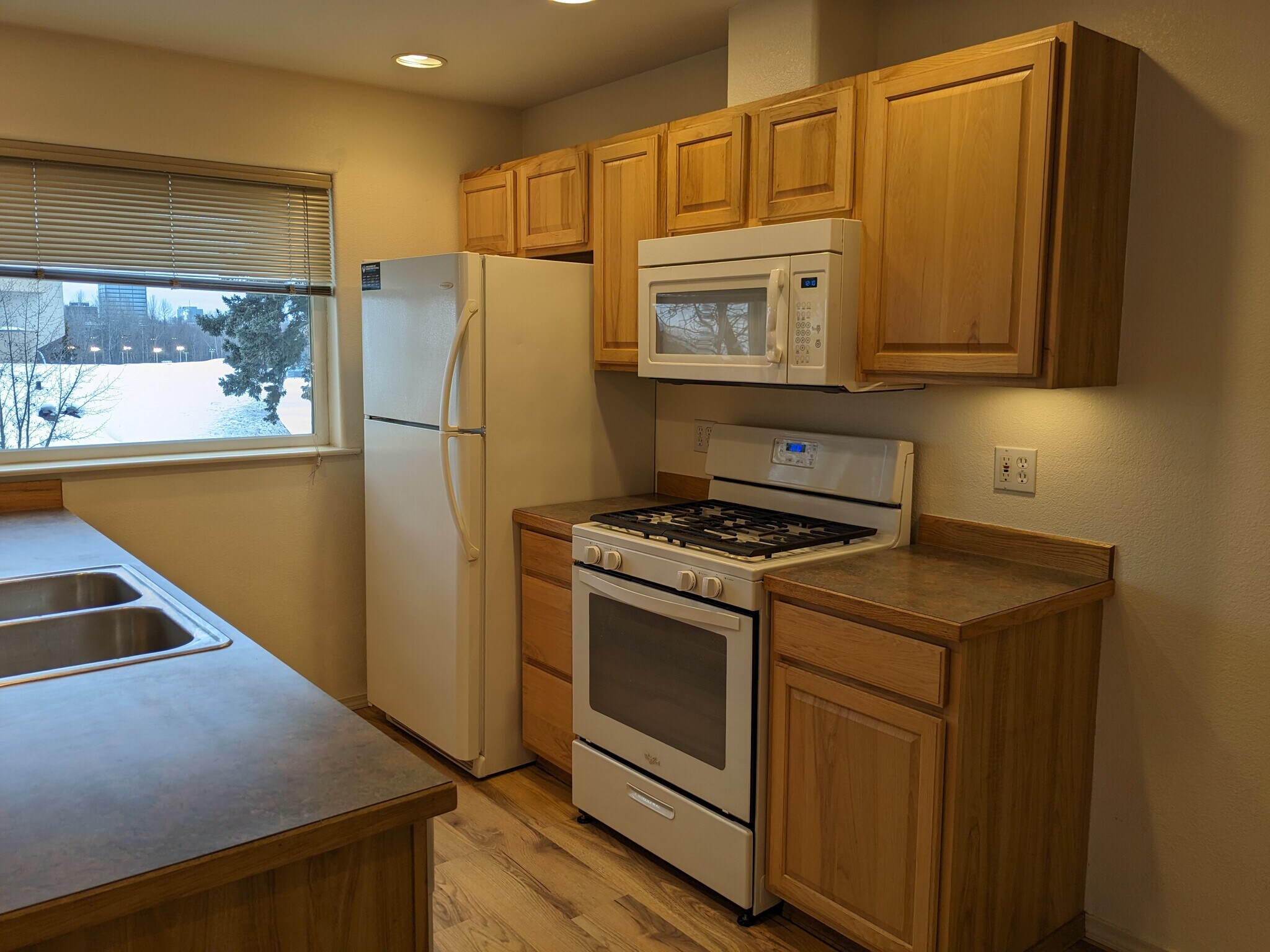 Building Photo - 540 Eyak Dr