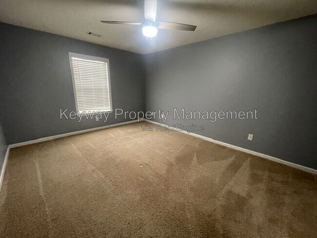 Building Photo - 1224 Longpoint Dr