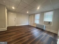 Building Photo - 1429 N Clayton St