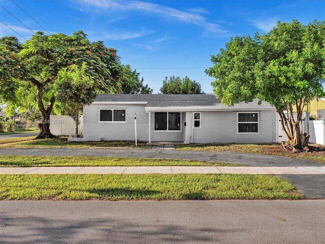 Building Photo - 6800 Raleigh St